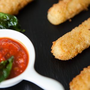 Mozzarella Sticks & Paistettua sipulia 10kpl